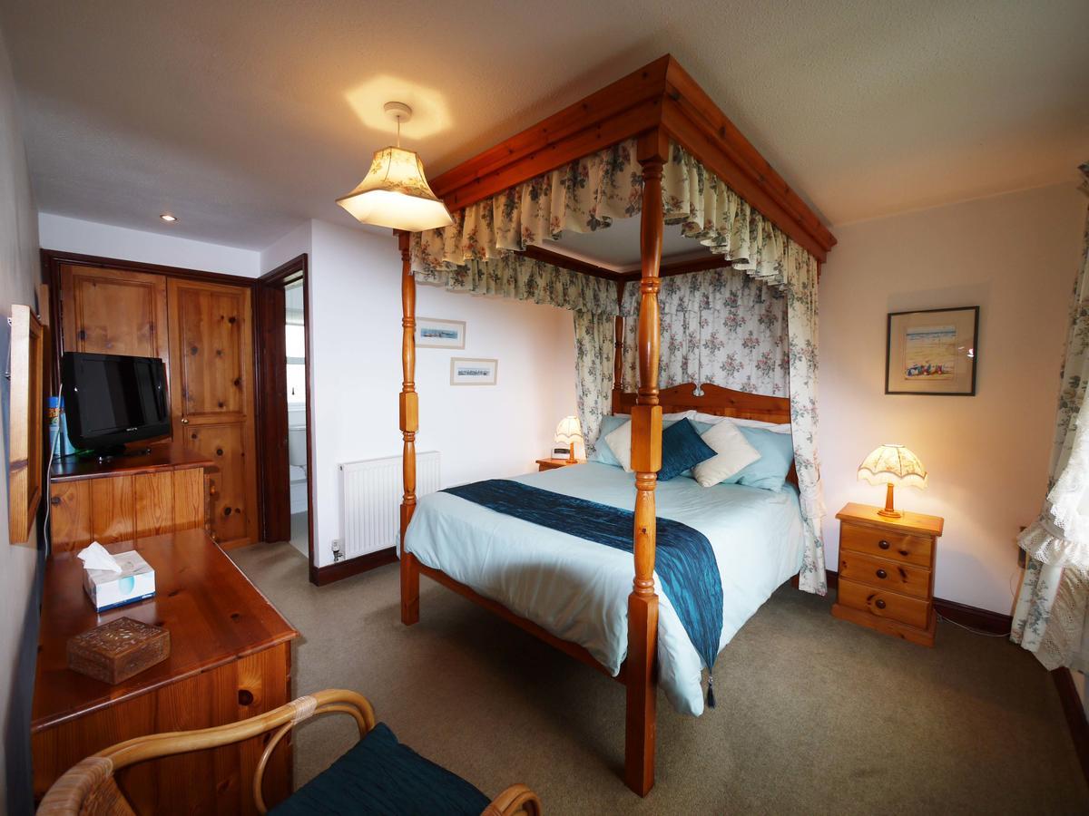 بود Kennacott Court Holiday Cottages المظهر الخارجي الصورة