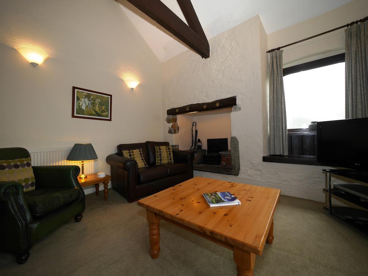 بود Kennacott Court Holiday Cottages المظهر الخارجي الصورة