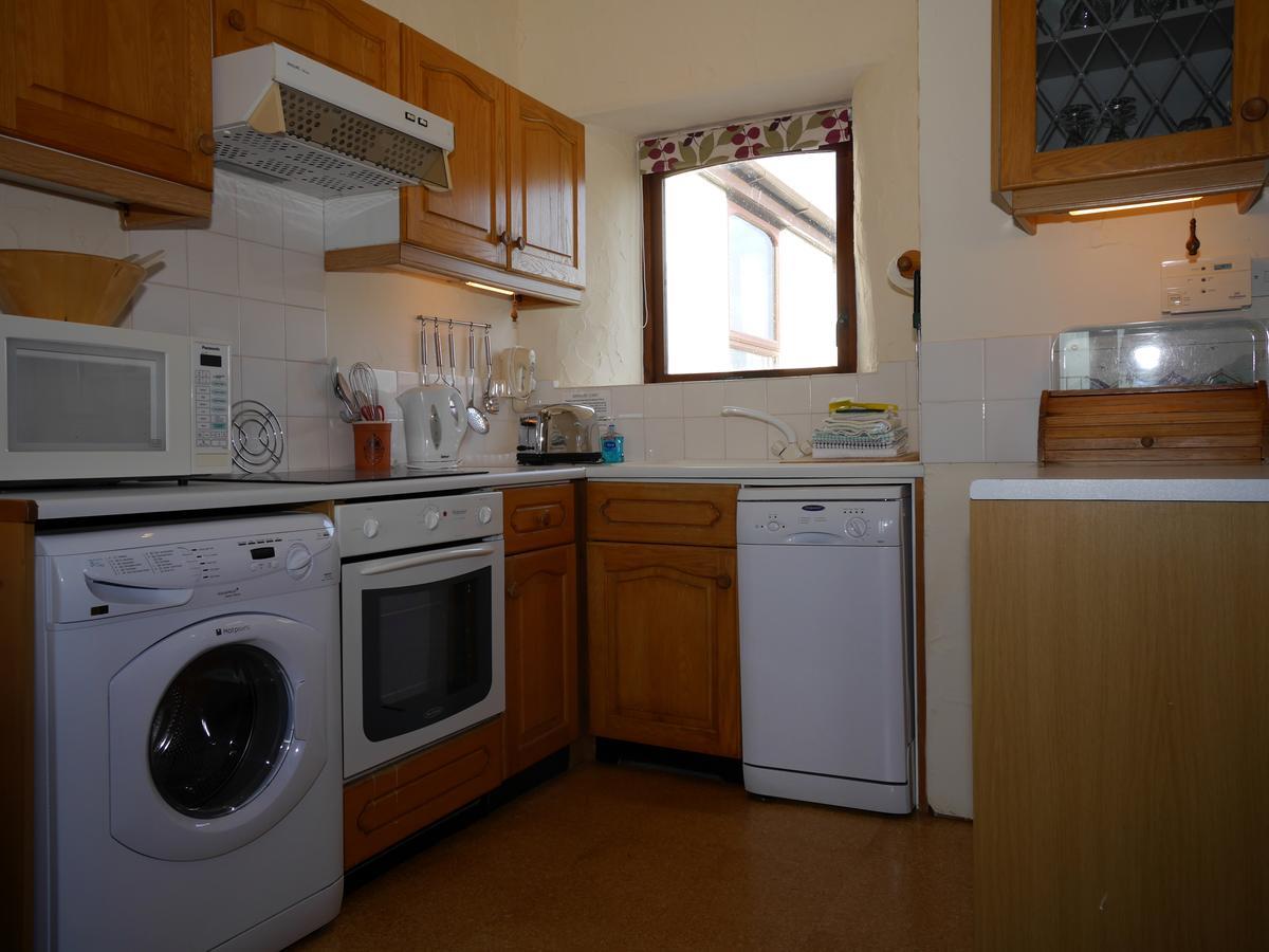 بود Kennacott Court Holiday Cottages المظهر الخارجي الصورة