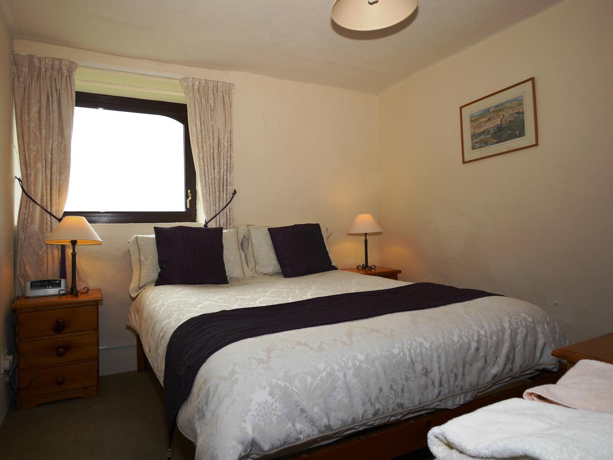 بود Kennacott Court Holiday Cottages المظهر الخارجي الصورة