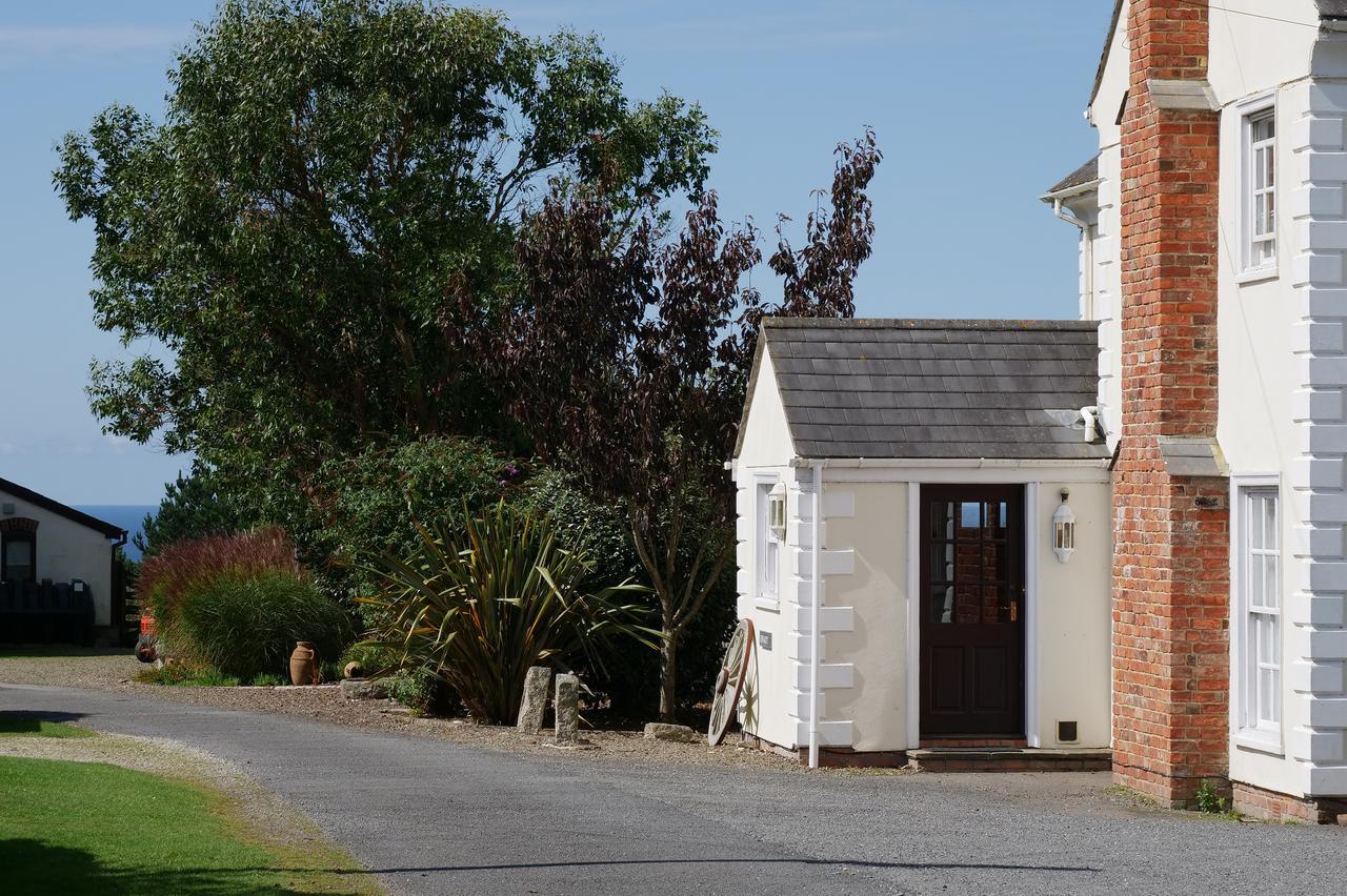 بود Kennacott Court Holiday Cottages المظهر الخارجي الصورة